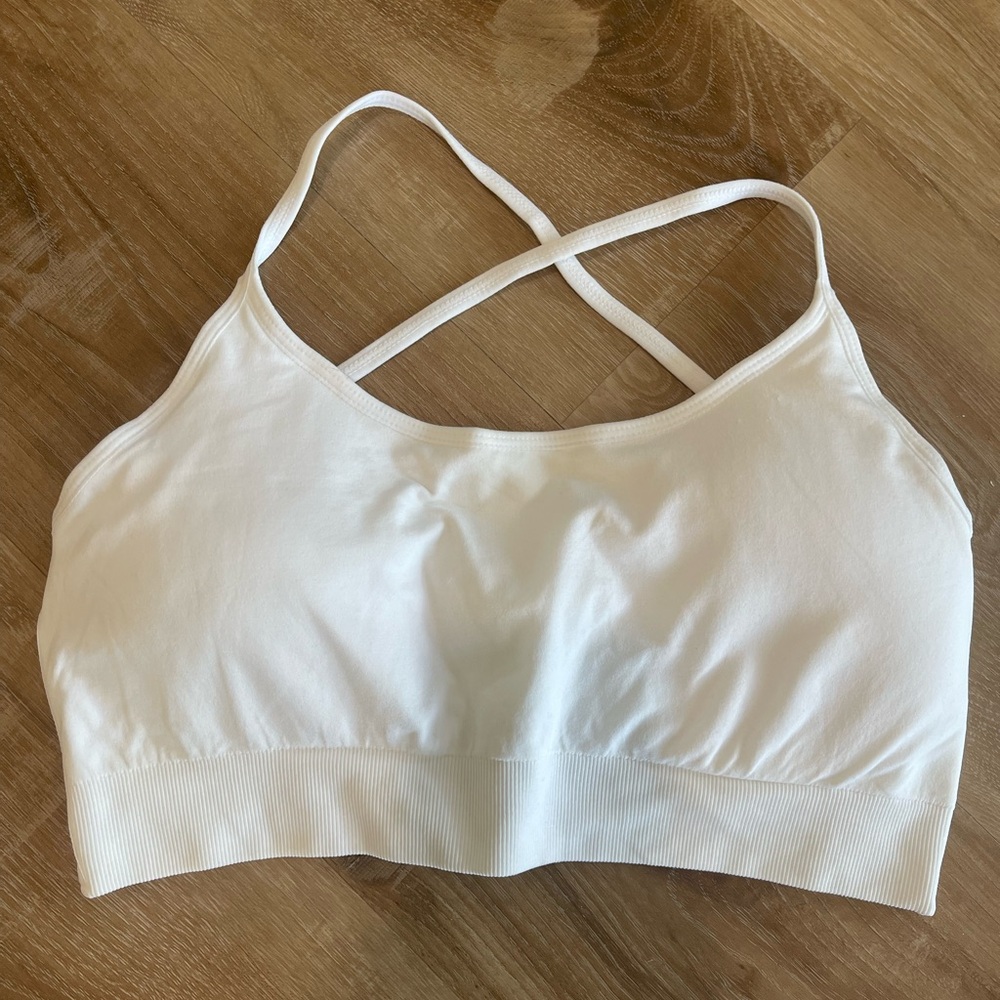 NVGTN White Women's Strappy Sports Bra